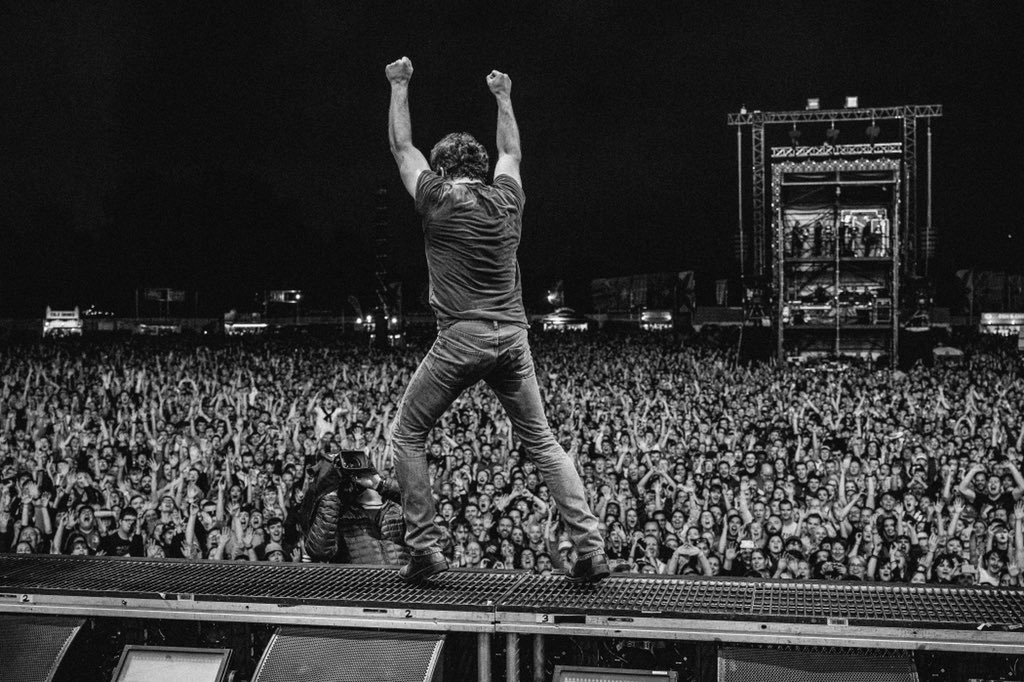thekillers's tweet photo. Last night was touched by a bit of Irish luck, brightened by a song in our hearts, and warmed by the smiles of the people we love. Let’s do it again! https://t.co/n8fy6jifLi