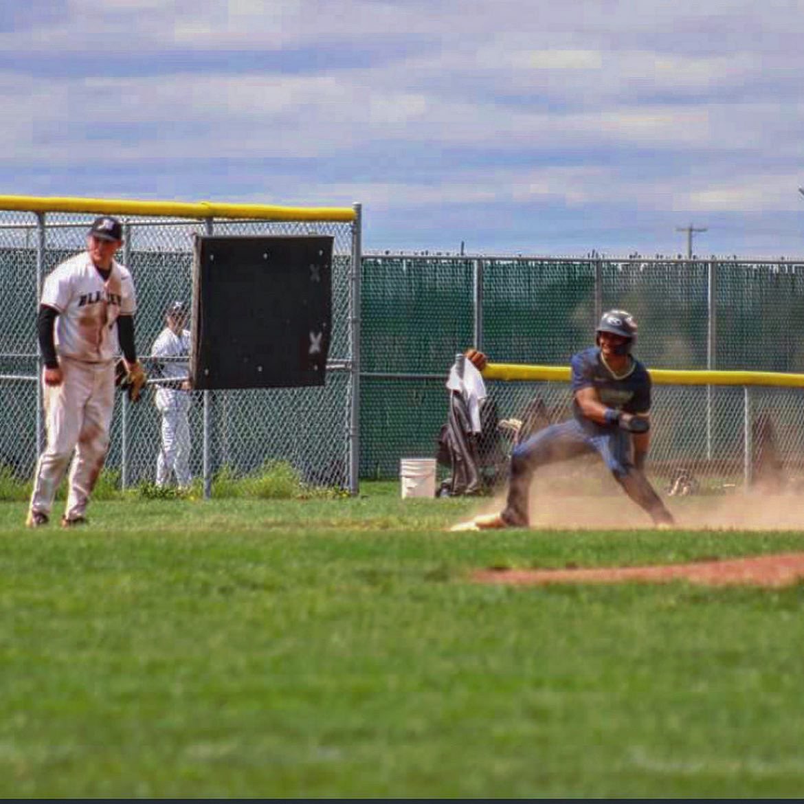 waynee314 tweet media