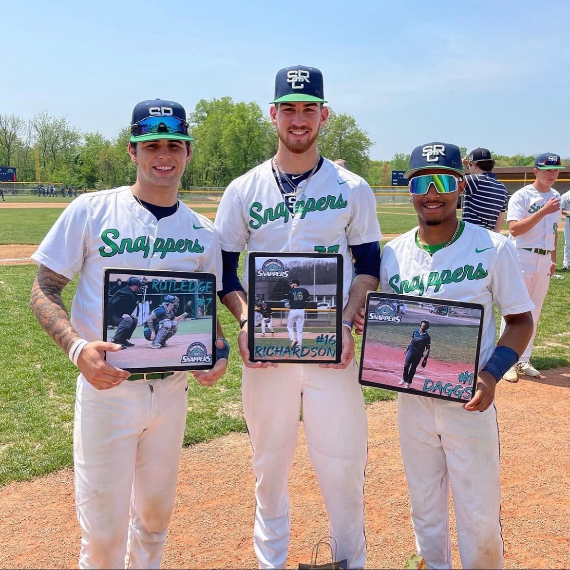 waynee314 tweet media