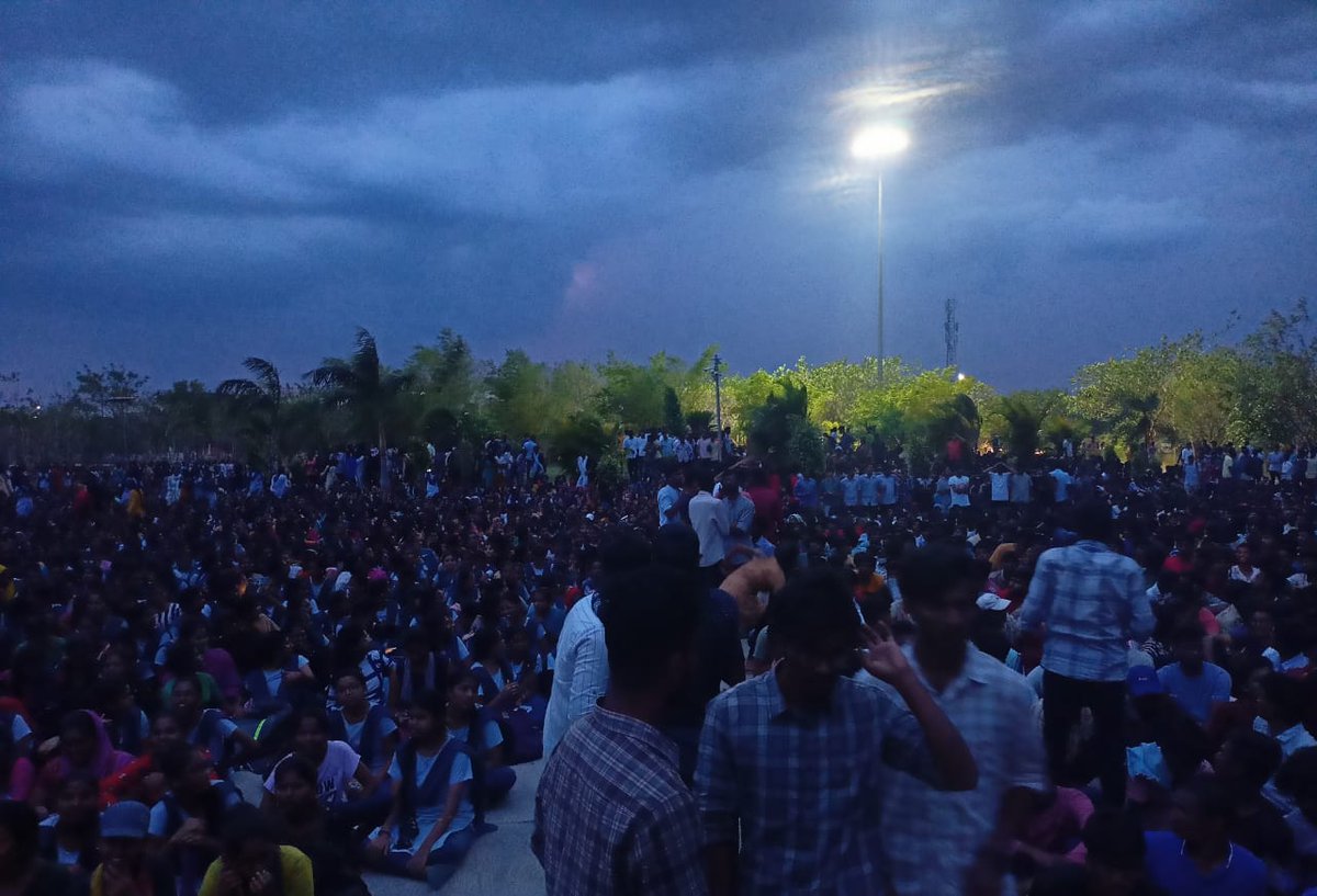 sgc_rguktb's tweet photo. Be it Sun, Be it Rain
We're not stopping this!

#VisitRGUKT
#ConsiderRGUKT
#IIITBasar
#RGUKTBasar

#WeStandForRGUKT
#CMVisitUs
#KCRVisitRGUKT

@KTRTRS @KTRoffice @DrTamilisaiGuv @TelanganaCMO @trsharish @TelanganaGuv @musharraf_ias https://t.co/A6uI8etyd8