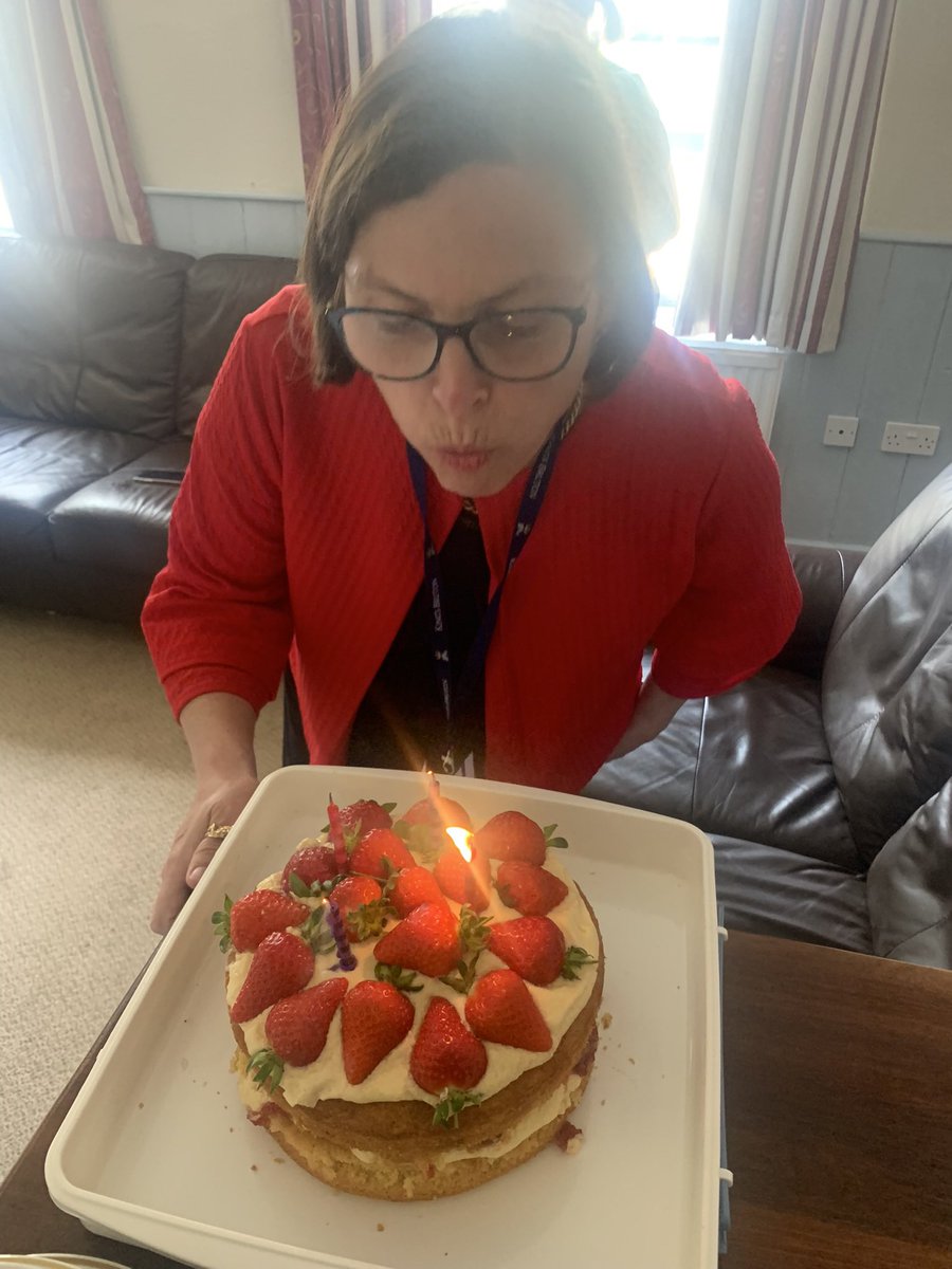 KSBArionHouse's tweet photo. Itβs been a run of big 50s in Arion this term #toomanycakes #madebysue @KingsBruton https://t.co/lGPHUKkr5J
