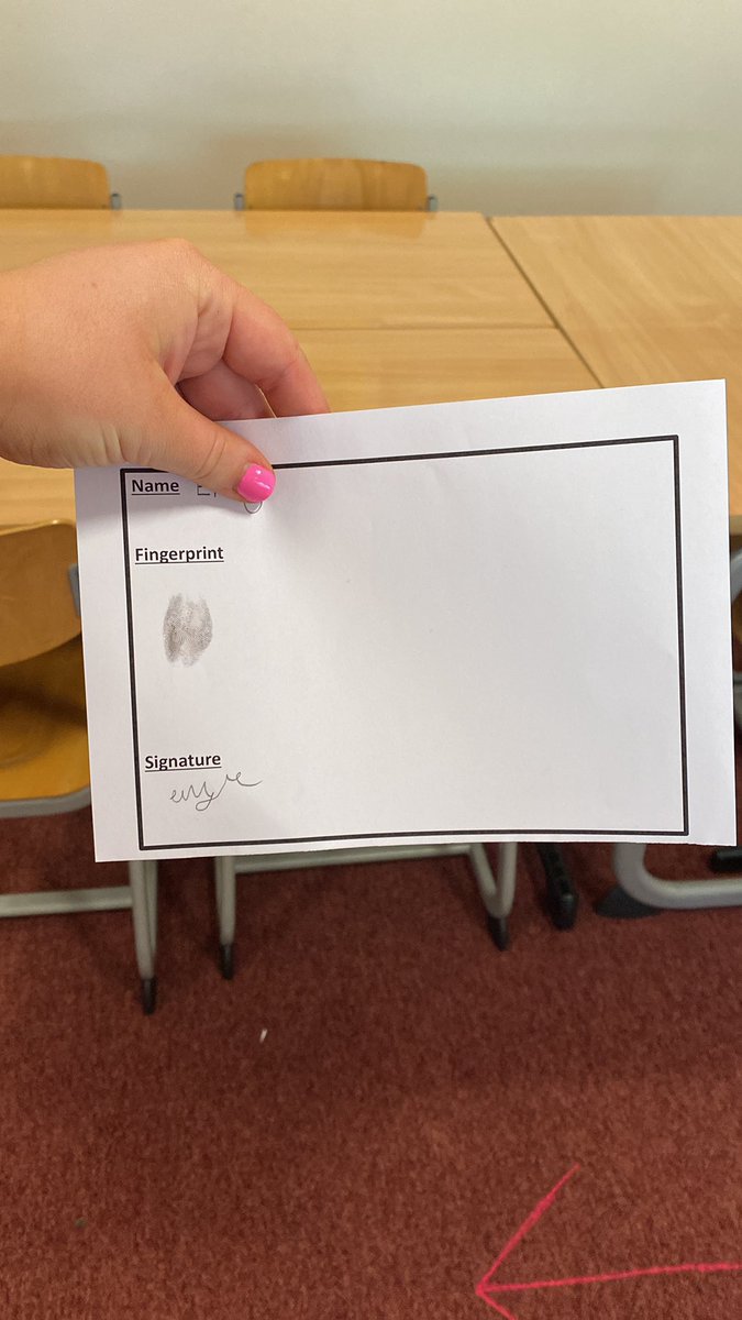 MissMitchellMS's tweet photo. S2 took a trip through airport security this afternoon and looked at counter terrorism methods! Thanks to PC Henderson for the help! @AlvaModStuds #counterterrorism #modernstudies #modstuds https://t.co/P2yiuDOUer