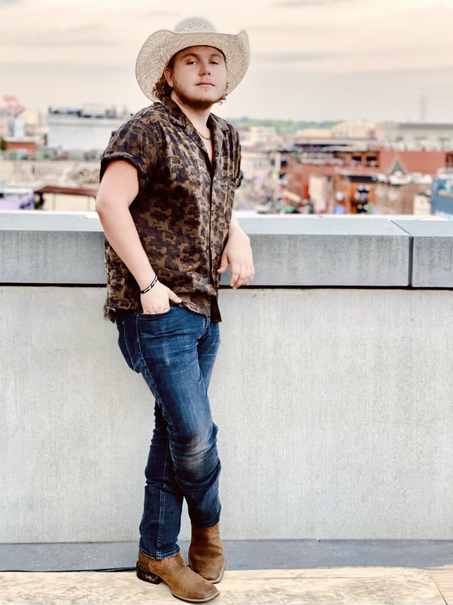 shoulda been a cowboy #broadway #nashville #countrymusic #downtown  <a href="/Ariat/">Ariat International</a> <a href="/TribeKelley/">Tribe Kelley</a>