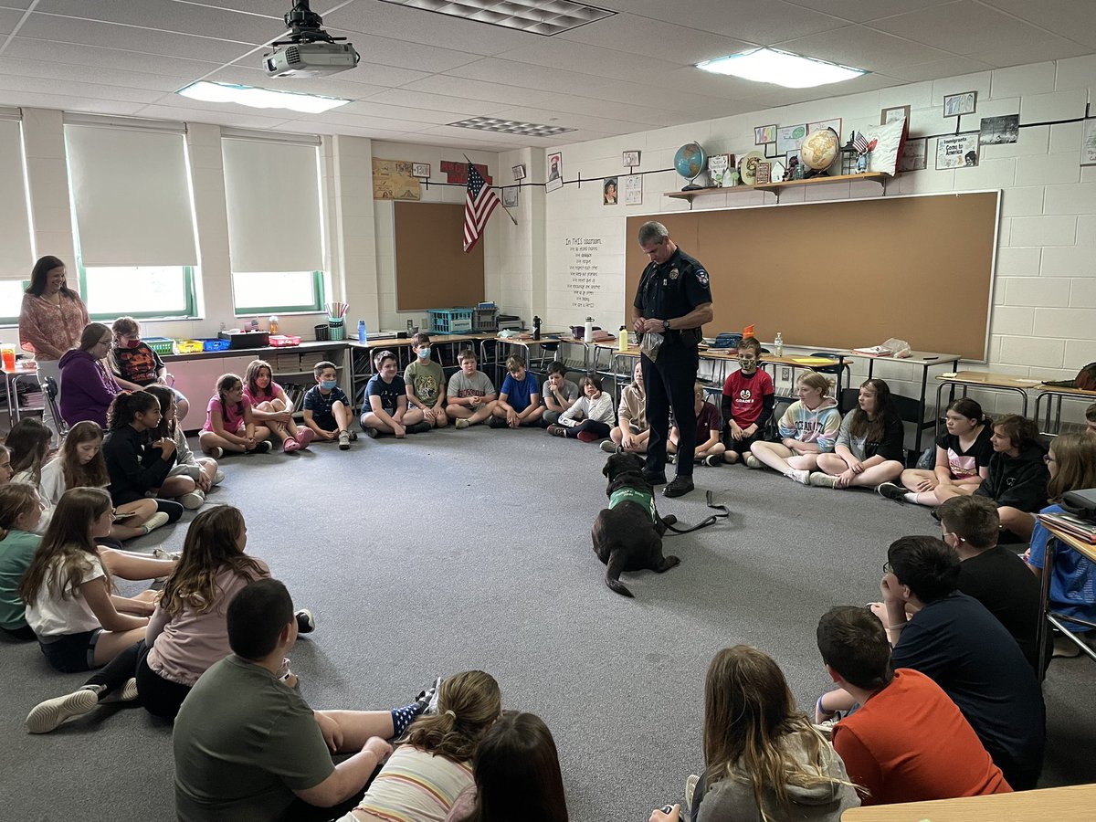 Mrs. Sgariglia tweet media