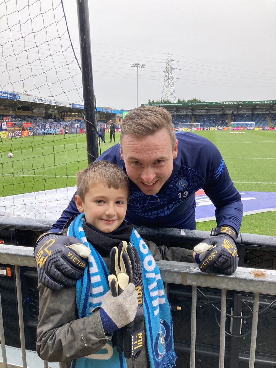 Adamcsummers's tweet photo. @stockogk1313 Thank you for all you have done for the club ! It was a pleasure for me and Charlie watching you play every week 💙💙 You will be missed massively. Good luck for the future 🧤👍 https://t.co/kF0ORurDyg