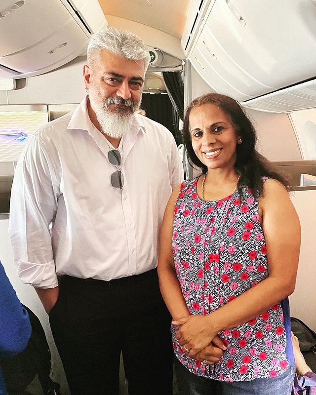 ajithFC's tweet photo. When an attractive celebrity is seated in your row on a long plane ride, one can’t miss the photo op. A true gentleman. Made polite convo too! - Shobha. 

| #Ak #Ajith #AjithKumar | #Ak61 | https://t.co/MdnbZbYhu5