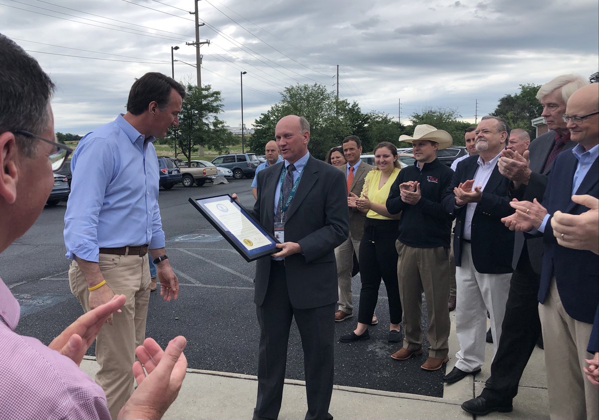 VaAgriculture's tweet photo. @GovernorVA visited the VDACS Lab in #Harrisonburg, where he presented Commissioner Guthrie and Virginia ag industry leaders with the Virginia Agriculture Week Proclamation. He met VDACS staff, toured the laboratories and even conducted an experiment! #VaAgWeek @AgForestryVA https://t.co/xbMZph2Ui5