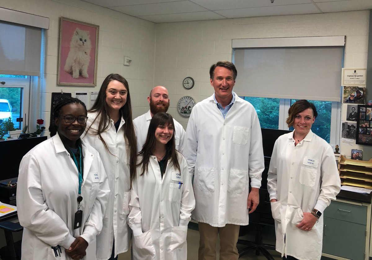 VaAgriculture's tweet photo. @GovernorVA visited the VDACS Lab in #Harrisonburg, where he presented Commissioner Guthrie and Virginia ag industry leaders with the Virginia Agriculture Week Proclamation. He met VDACS staff, toured the laboratories and even conducted an experiment! #VaAgWeek @AgForestryVA https://t.co/xbMZph2Ui5