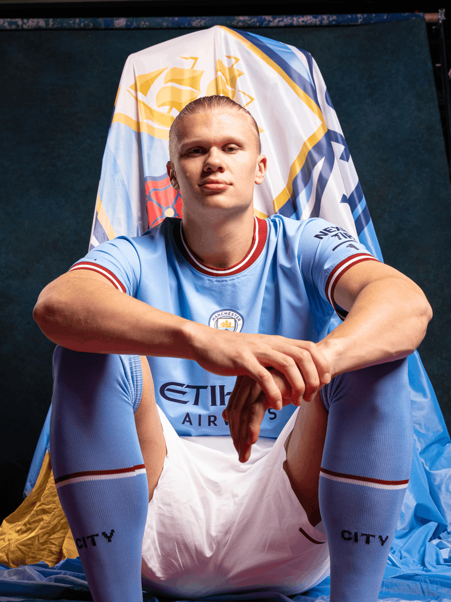 premierleague's tweet photo. Time flies. https://t.co/C5rEFmlUG7