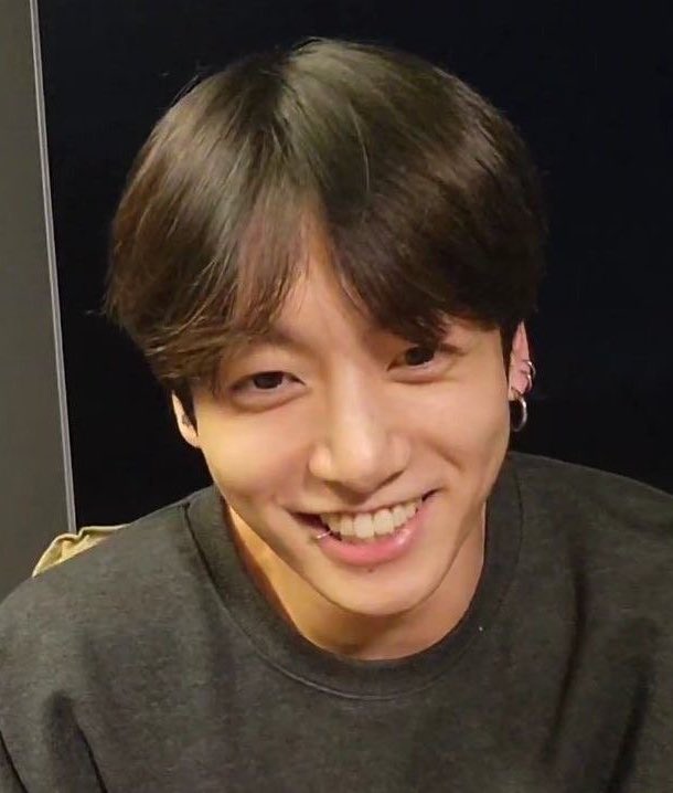 daeguthv's tweet image. he :D