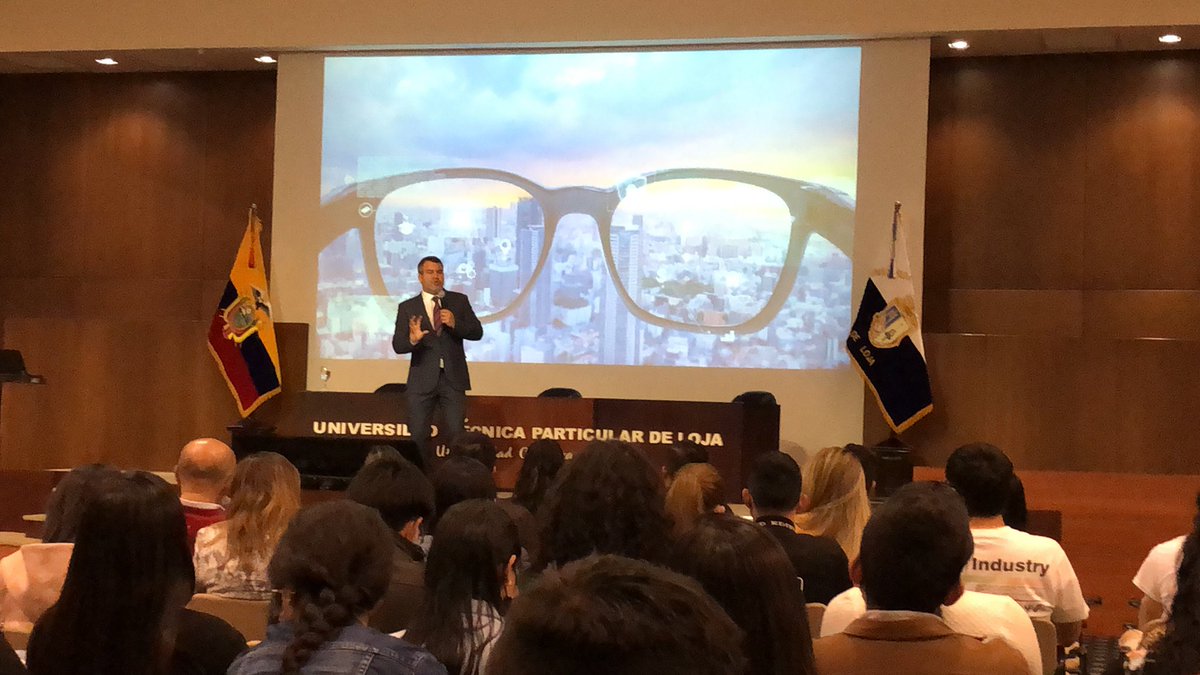 .<a href="/mlukacs/">Miklos Lukacs</a> “Estamos a una nueva generación de un #hombreprogresista que es un #regresismo porque realiza acciones que no tienen limitaciones” #diadeladministrador <a href="/utpl/">🎓 UTPL</a>