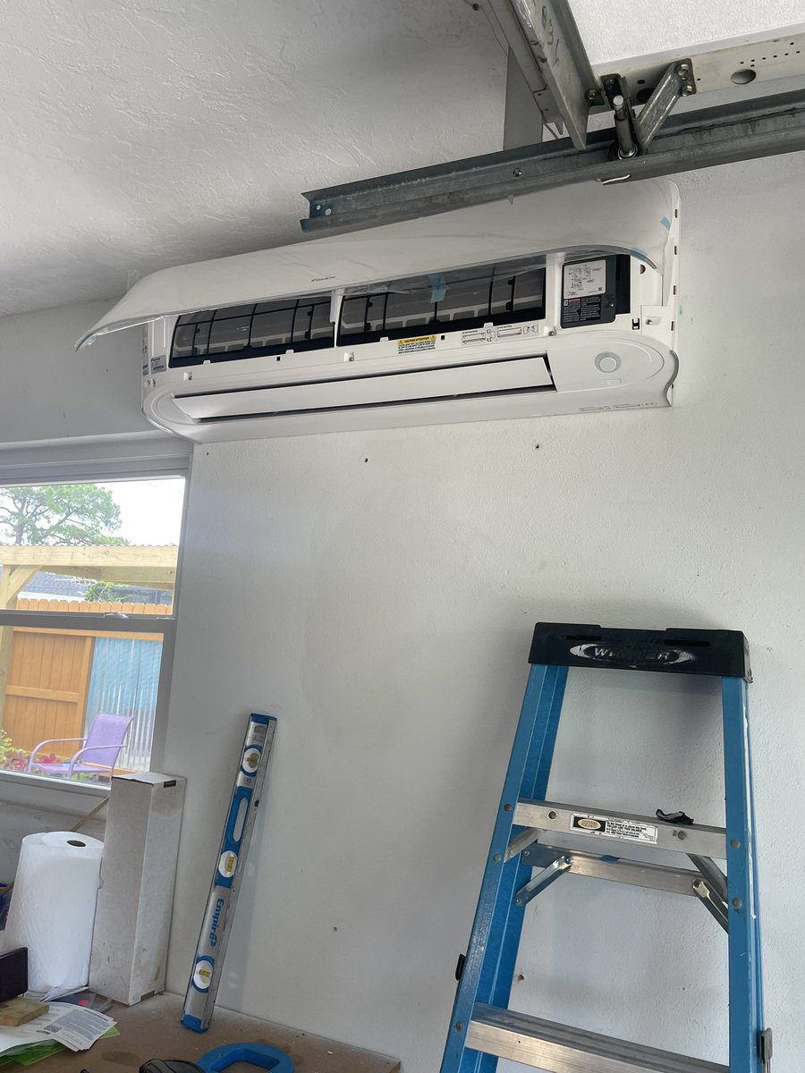 cleverduct79's tweet photo. Mini split… https://t.co/1cMRDbehwZ