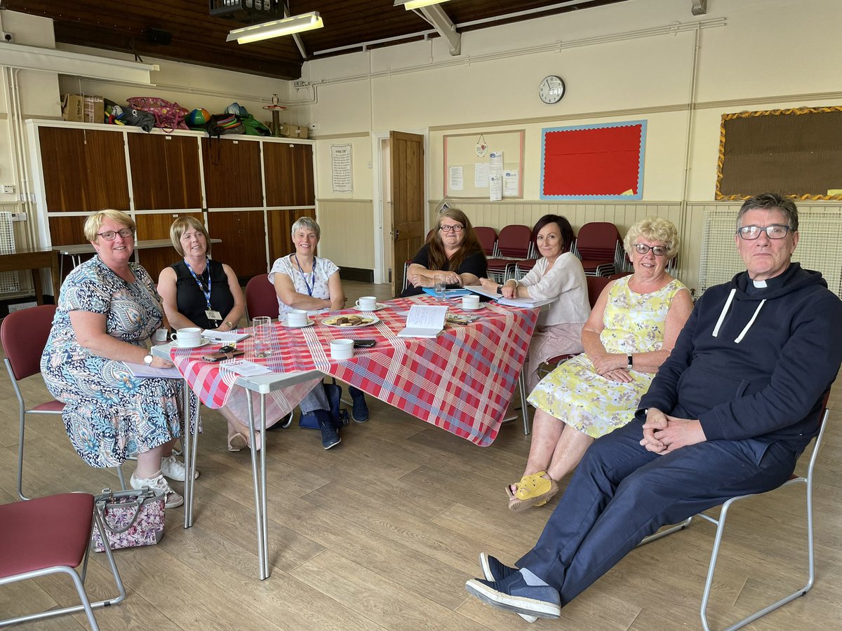 rhiantilley's tweet photo. Wonderful to be representing @GlanUskPS meeting with our cluster family discussing FACE …so many exciting plans ahead! Thank you to @newportnursery @StJuliansSchool @StJuliansPri and St Julians Methodist Church for hosting and for the wonderful ways they will be supporting us! https://t.co/xdIoLnh5s1