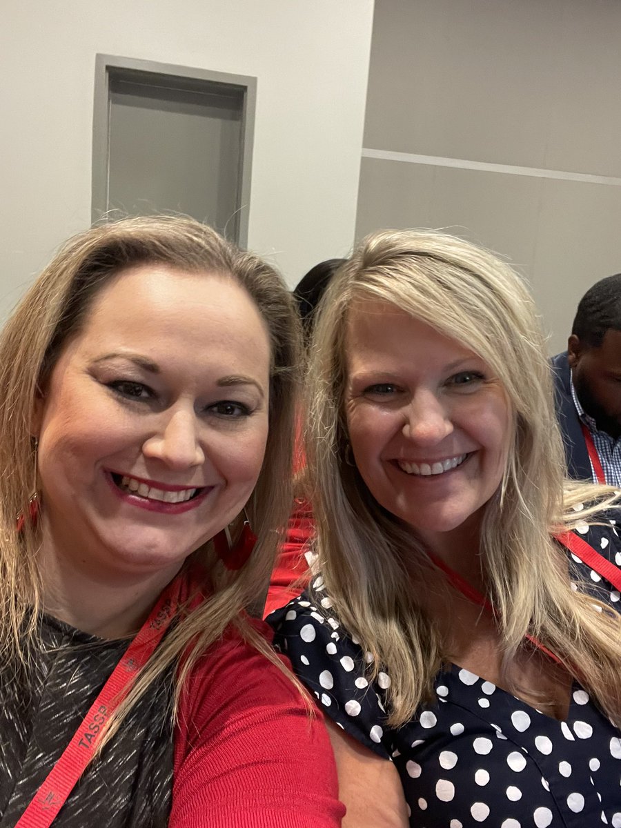 SeidelKristi's tweet photo. Learning and growing! https://t.co/KdlbfPtx3Q