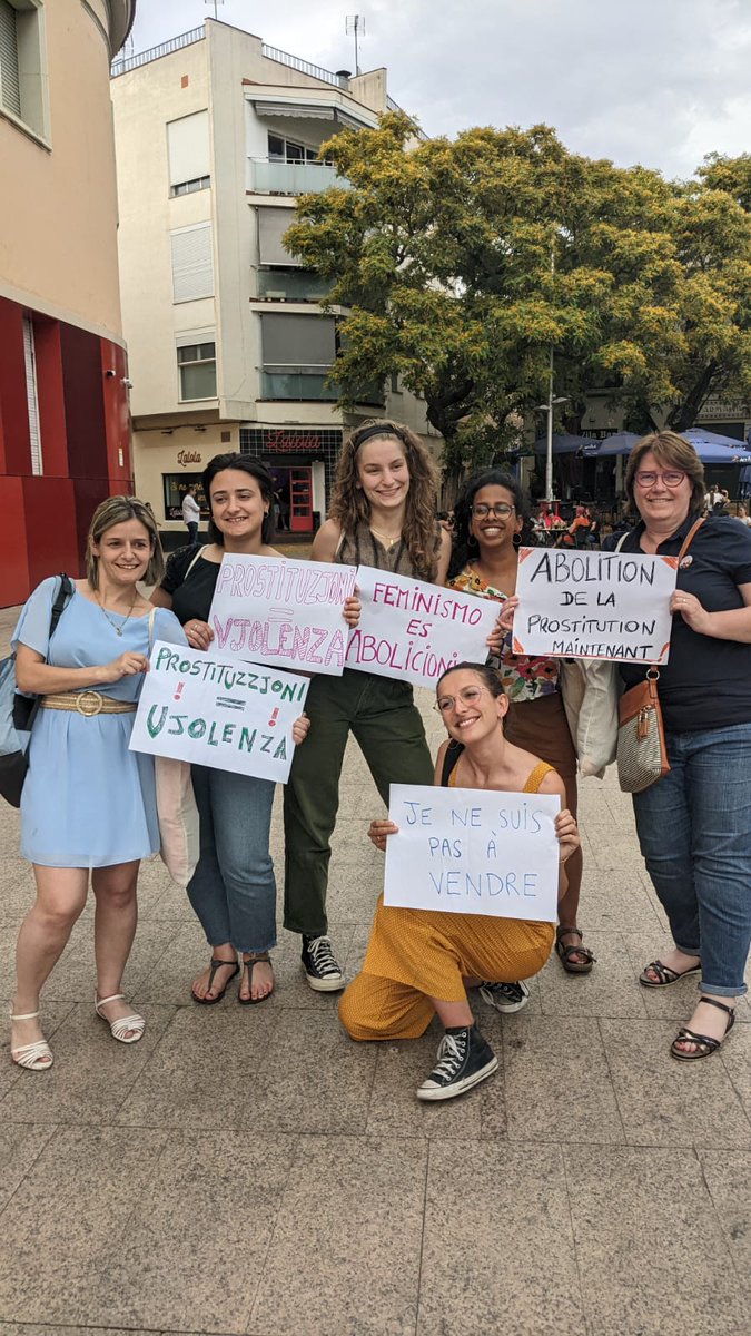 ZoPellegrino's tweet photo. #AboliciónProstituciónYa!
Très heureuse d'être en Espagne avec la Coalition pour l'Abolition de la Prostitution Internationale pour défendre la proposition de loi abolitionniste espagnole. https://t.co/b2J8wmUOdh