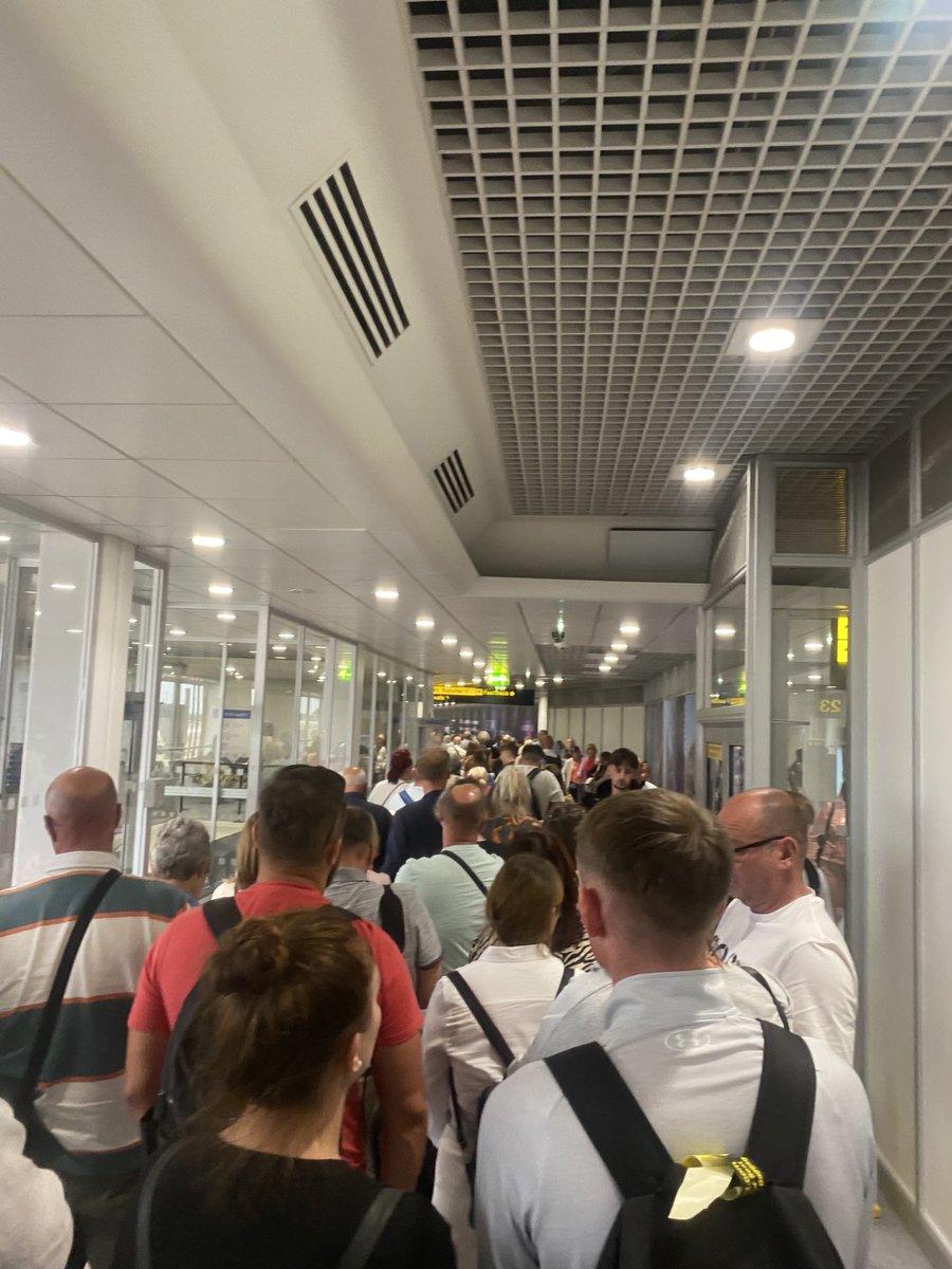 Dale Tempest tweet media