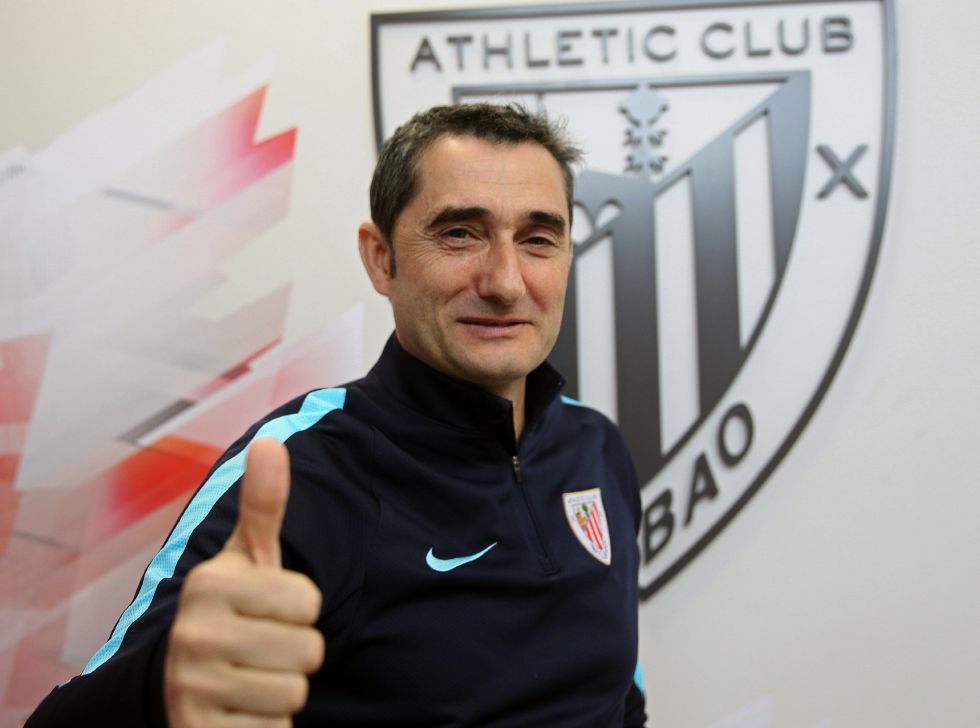 Sancet_titular's tweet photo. Con cuál os quedáis?
🔄Bielsa
❤️Valverde https://t.co/HOrie3LVJr
