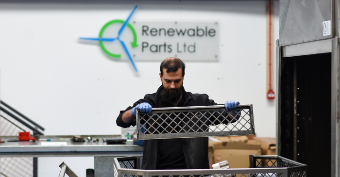 NMIS_group's tweet photo. 💨 Happy #GlobalWindDay @globalwindday
👀 Read our latest news on the #windsector: https://t.co/sIMzzBKjH5
📰 @UniStrathclyde, @sserenewables & @RenewableParts sign joint MoU to develop a sustainable wind sector
#WindAreYouIn #OneHVMC https://t.co/mnqvN45bkl