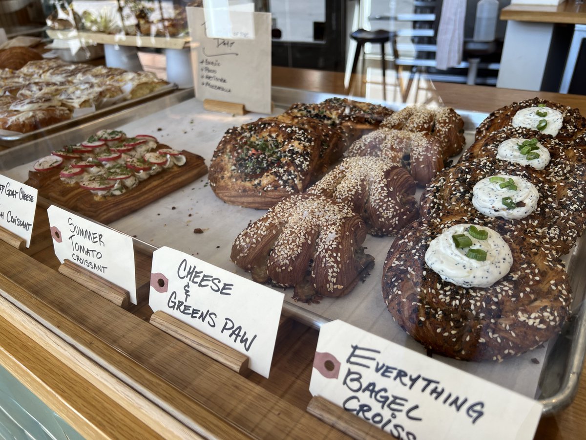 BROWN BEAR BAKERY tweet media
