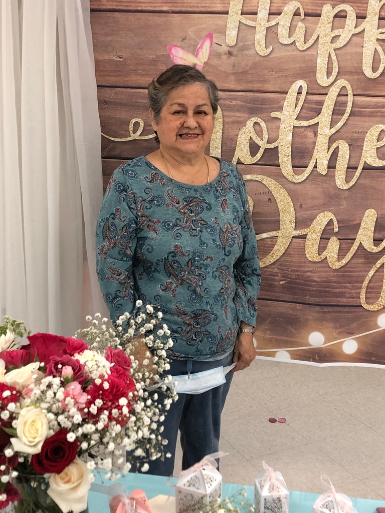 BrightSideManor's tweet photo. Apologies for the late post, but Mother's Day was FABULOUS at Portable Assisted Living Services (PALS)! Look at those smiling faces on these beautiful ladies!!! 🥰 #aginginplace #ageinplace #seniorlife #seniorliving #seniors #portableassistedliving #bergencounty #mothersday https://t.co/0Kdw76xHlV