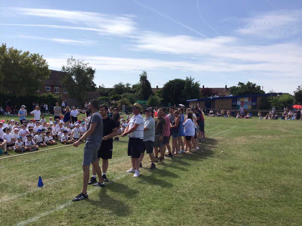 Burnham_PE's tweet photo. #BCPSsportsday2022 ✅ A huge well done to ALL our AMAZING children staff & families 🤩🤩🤩 A terrific display of #energy #teamwork & perhaps most importantly lots of 😃😃😃 #GoBurnham @afPE_PE @ActiveEssex @GetSet4PE 🏆#WellDoneSAHARA https://t.co/bb7Vt5S5Az