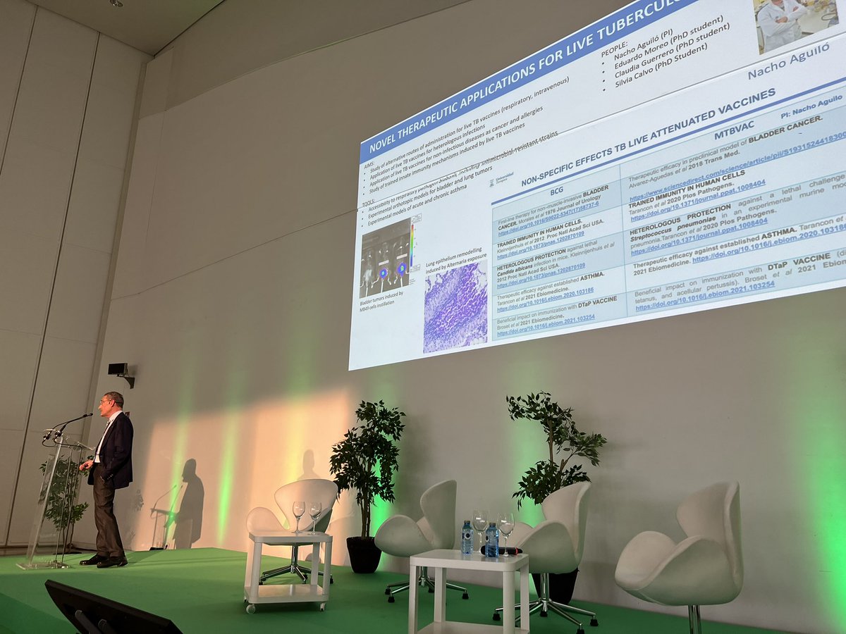 fedemartinon's tweet photo. Alucinando con la charla del Prof. Carlos Martin @CarlosMTBVAC y su vacuna de tuberculosis MTBVAC en #forovax Nunca hemos estado tan cerca de acabar con la tuberculosis. ¿Por que no se ponen todos los medios necesarios ya de una vez? https://t.co/UcLdzxkTgM