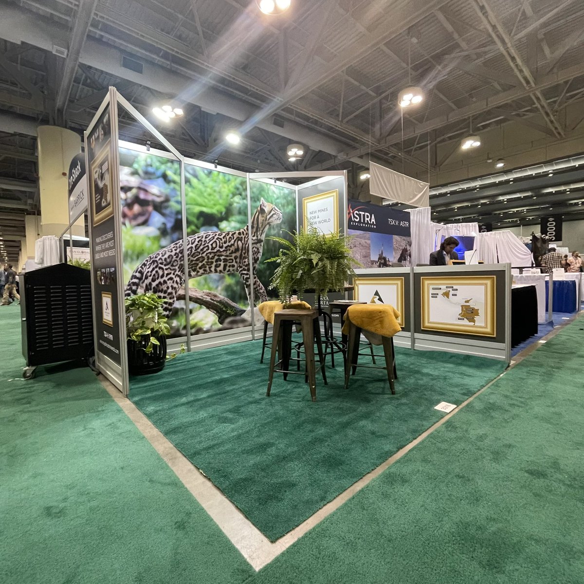 relichivers's tweet photo. Booth #3318 @the_PDAC @RYR_RoyalRoad 🇨🇦 https://t.co/kQiv0XqMJf
