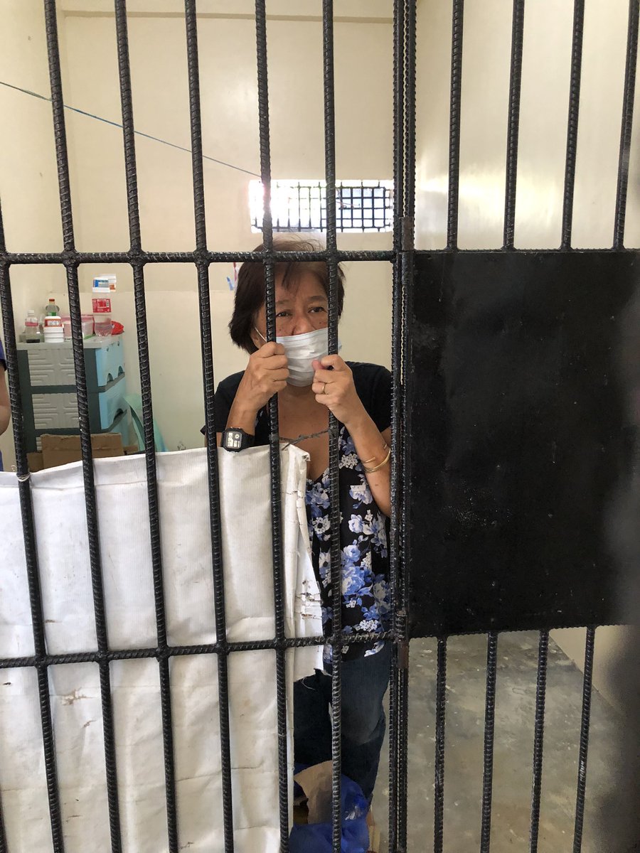 brokensocialken's tweet photo. Imelda Marcos, widow to late dictator Ferdinand Marcos, was convicted of graft and corruption but remains free today. 

Vertudez Macapanpan, an environmental defender, was arrested w/out any warrant of arrest by PNP-SAF in full battle gear.

#FreeVertudezMacapanpan https://t.co/t2Y3FO25lq