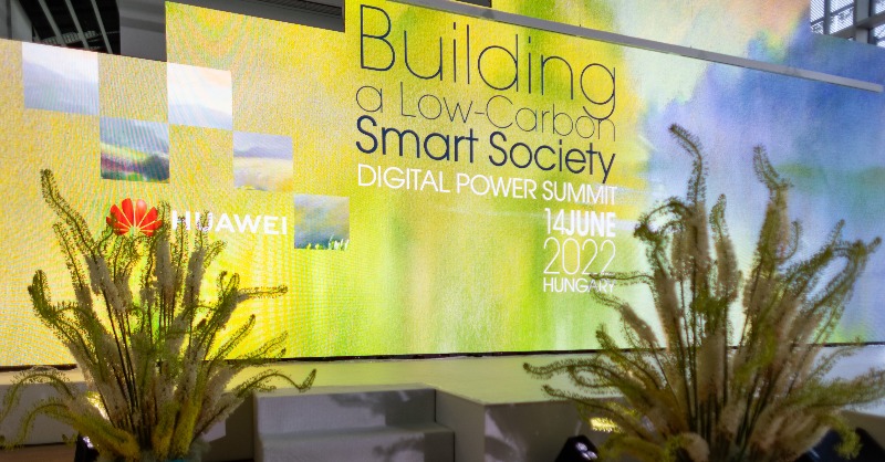 HuaweiEUNews's tweet photo. At #DigitalPowerSummit22 in Budapest, Hungary key players in government, industry and academia discussed the renewable energy market and the growing role and potential of technology in the field of environment, the circular economy and energy production &amp; storage. #Tech4Green https://t.co/qjQGSV4WZQ