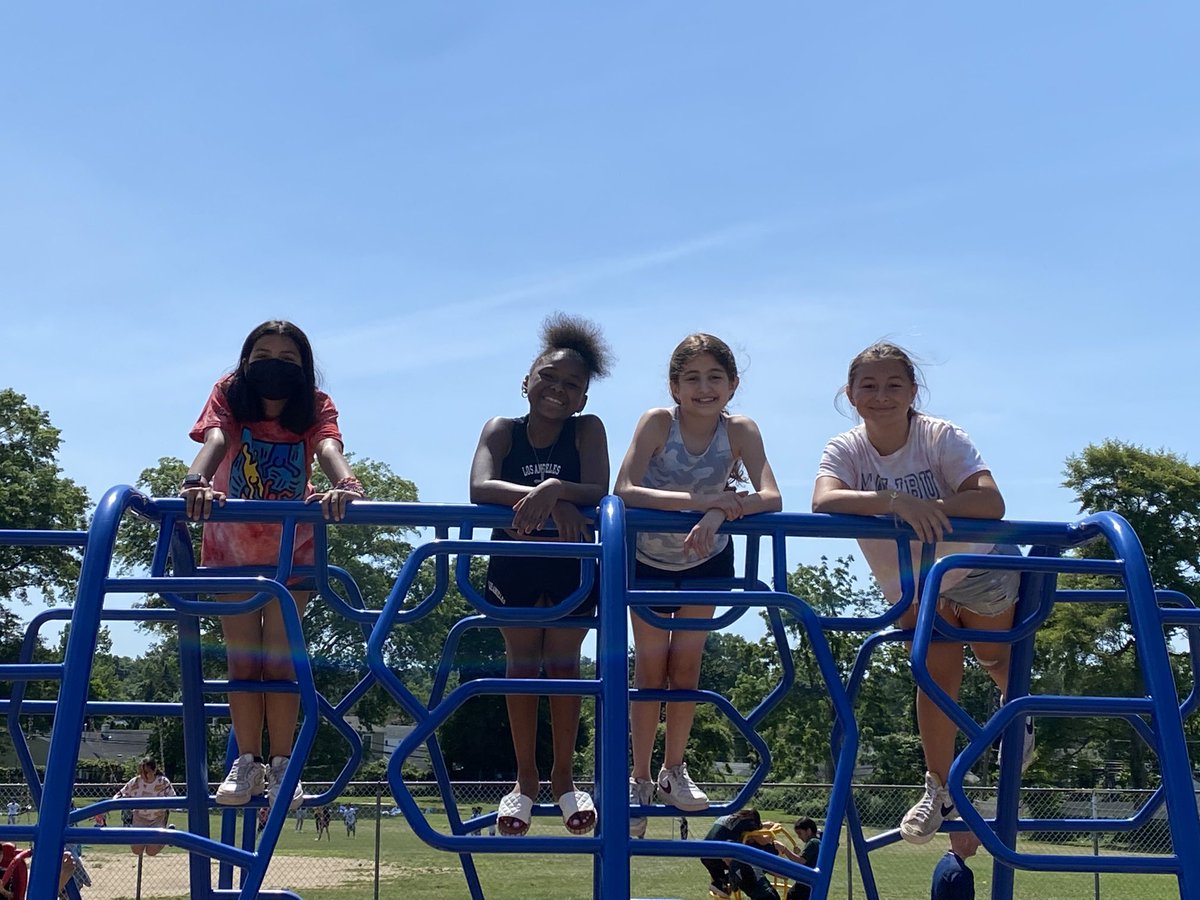 Connolly School tweet media