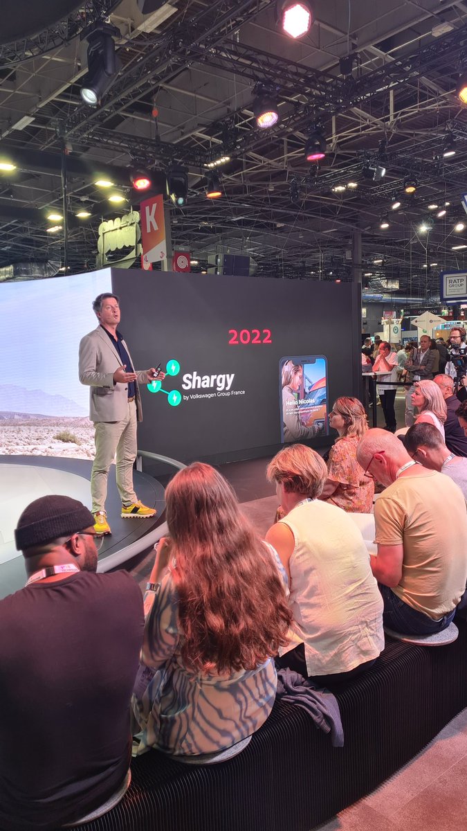 nathoffet's tweet photo. @chardon_xavier annonce ce jour sur @VivaTech le lancement de #Shargy, l'application de recharge entre particuliers. 
#VivaTech
#LeFuturNousAnime https://t.co/xmBYfyqElB