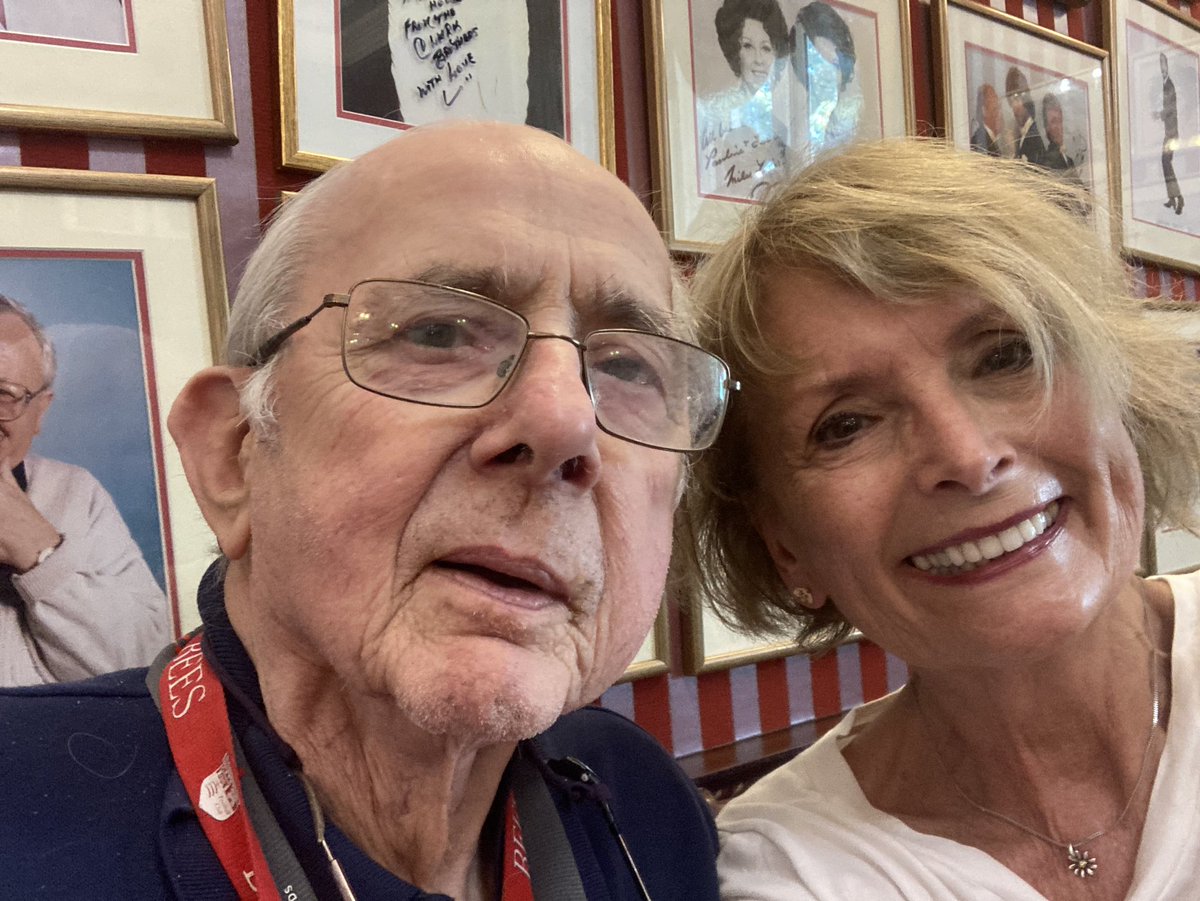TeriAnneScoble's tweet photo. Had so much fun this afternoon at #BrinsworthHouse I went to see dear friend #RoyNorth (Basil Brush’s @realbasilbrush Mr Roy) with the Richmond Choir, performing show stopping songs &amp; met up once more with darling #RichardOSullivan ⭐️ https://t.co/vDBSNbXFQ7