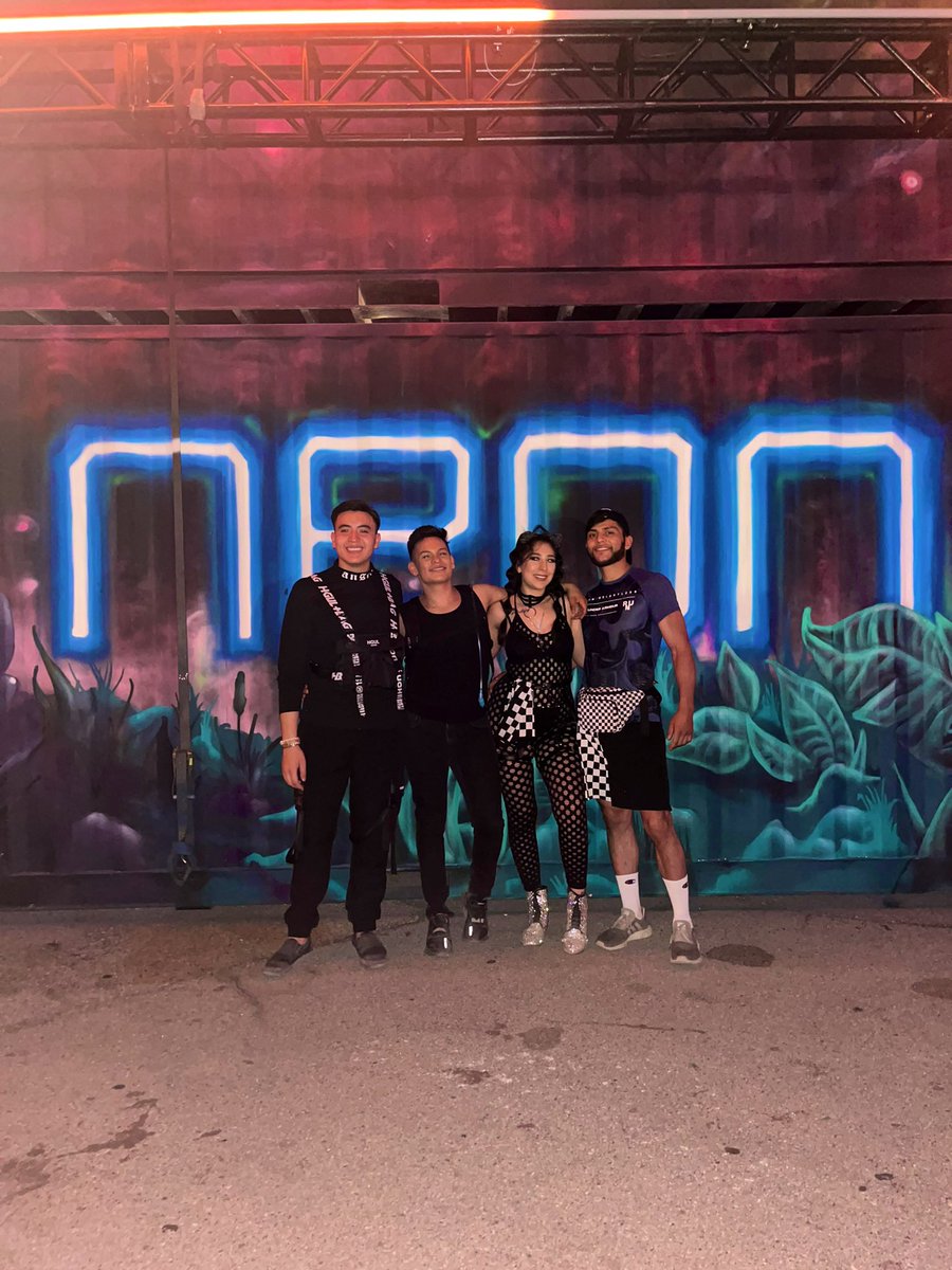 asvpxJudith's tweet photo. Still not over EDC 2022 w\ the group ✨ We had a blassssst😝 #EDCLV2022 #EDCDay1 #EDCDay2 #EDCDay3 https://t.co/FFbiytLuN9