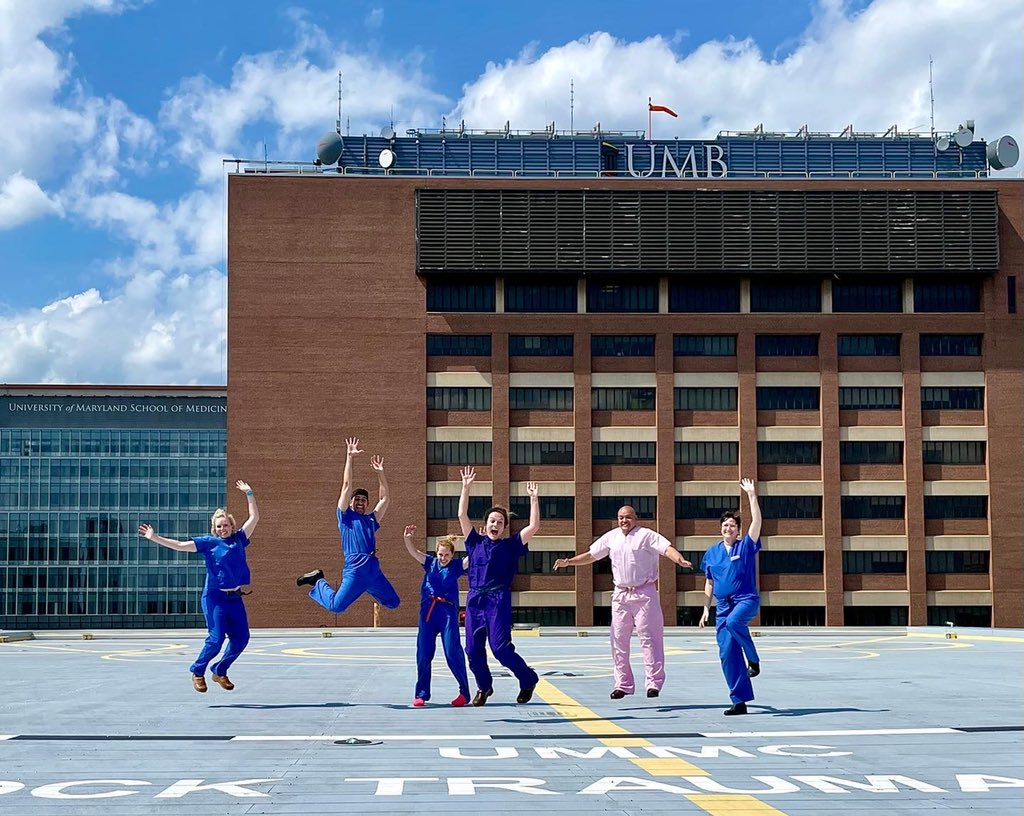 RamiKantar1's tweet photo. Feels Unreal to Finish General #surgery ☑️ With Colleagues Turned Family 😷��🔪

@BOAicher @CCalvertMD @dichiacchioMD @MarylandSurg @MDSurgeons @UMBaltimore @umms @UMmedschool @MarylandSurgery @UMMC @shocktrauma @cllaucll2y #surgeryresidency @RASACS @ACSInterntl @AmCollSurgeons https://t.co/djMb1tfGEG