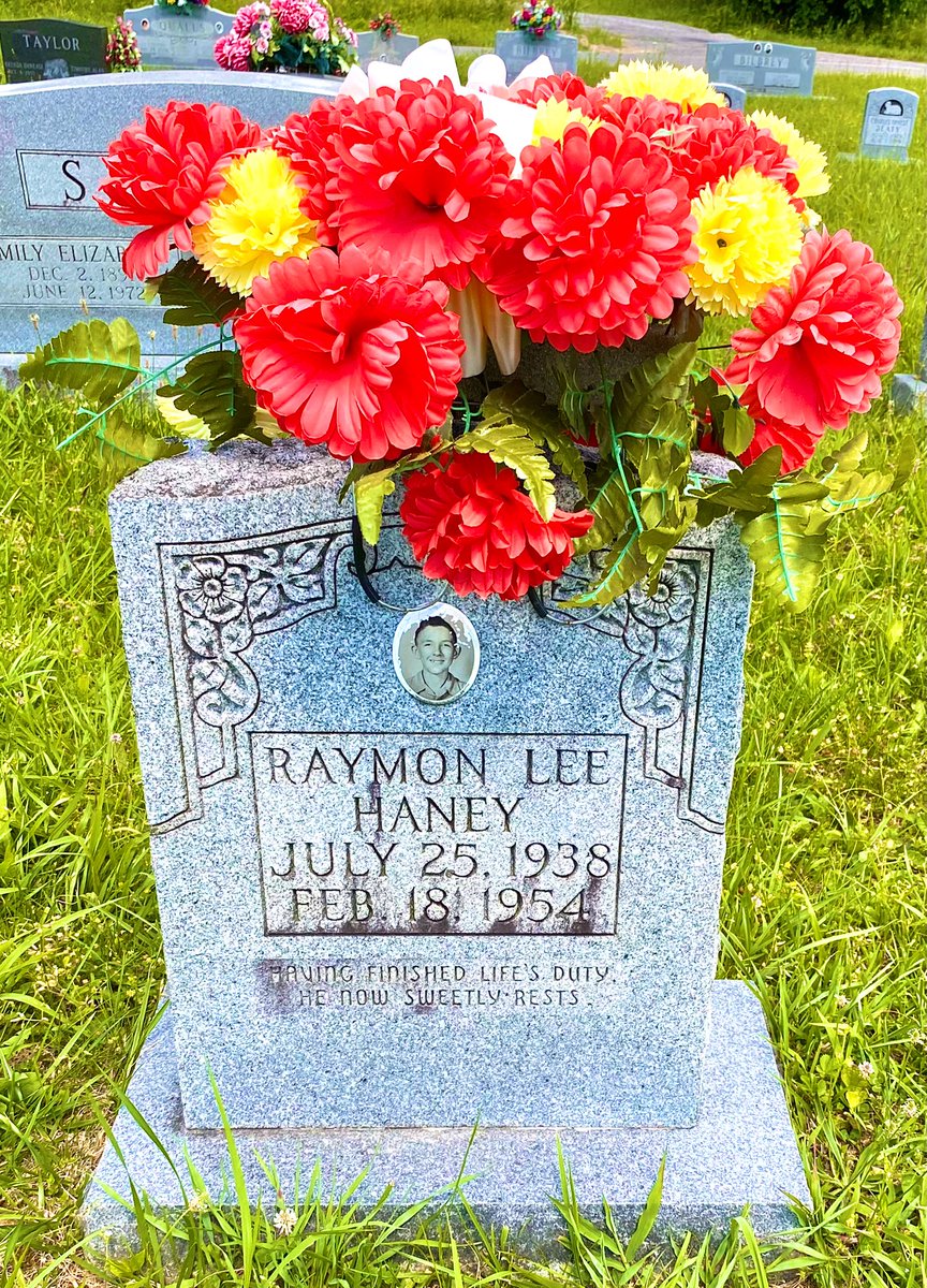 “Having finished life’s duty, he now sweetly rests.” Raymon Lee Haney, 15, died from a brain tumor on Feb. 18, 1954. Buried in Shady Grove Community Cemetery, Putnam County, Tenn. #WatchingWednesday