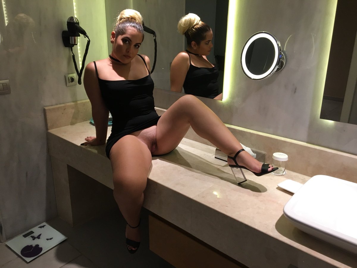 Bu güzel kızımıza yorumları alalım…