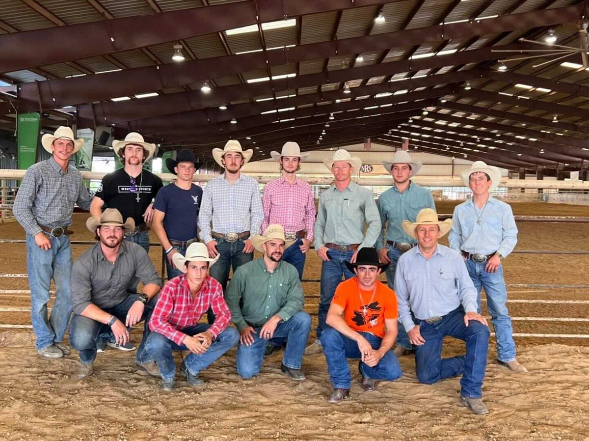 Dalton Kasel and the @KCOutlawsPBR are the latest PBR Team to hold their training camp 👀 (📸 via JW Hart / Hart Cattle Company FB)