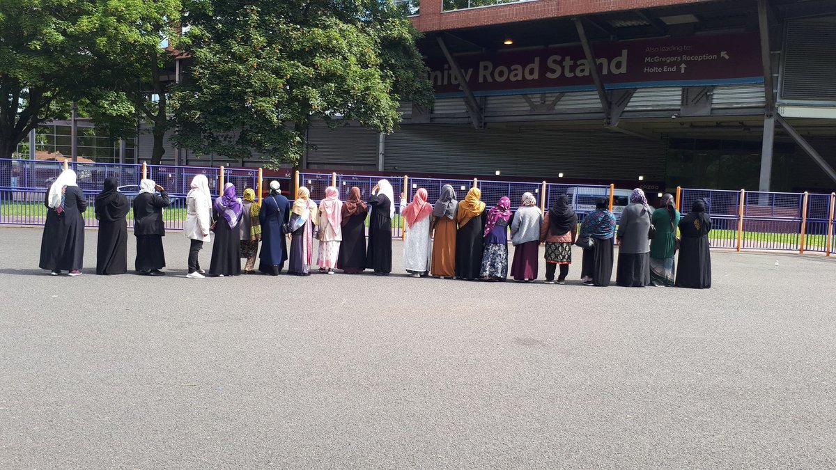 New Hope Global's Walking and Talking Group in partnership with #TAWS #walking