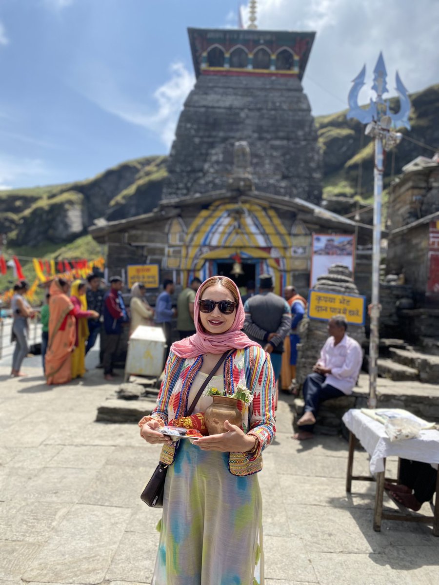 SadhanaNegi12's tweet photo. TUNGNATH, one of the highest Shiva temples in the world.  

#tungnath #worldhighest #temple #lordshivatemple https://t.co/6c9v11V2aM
