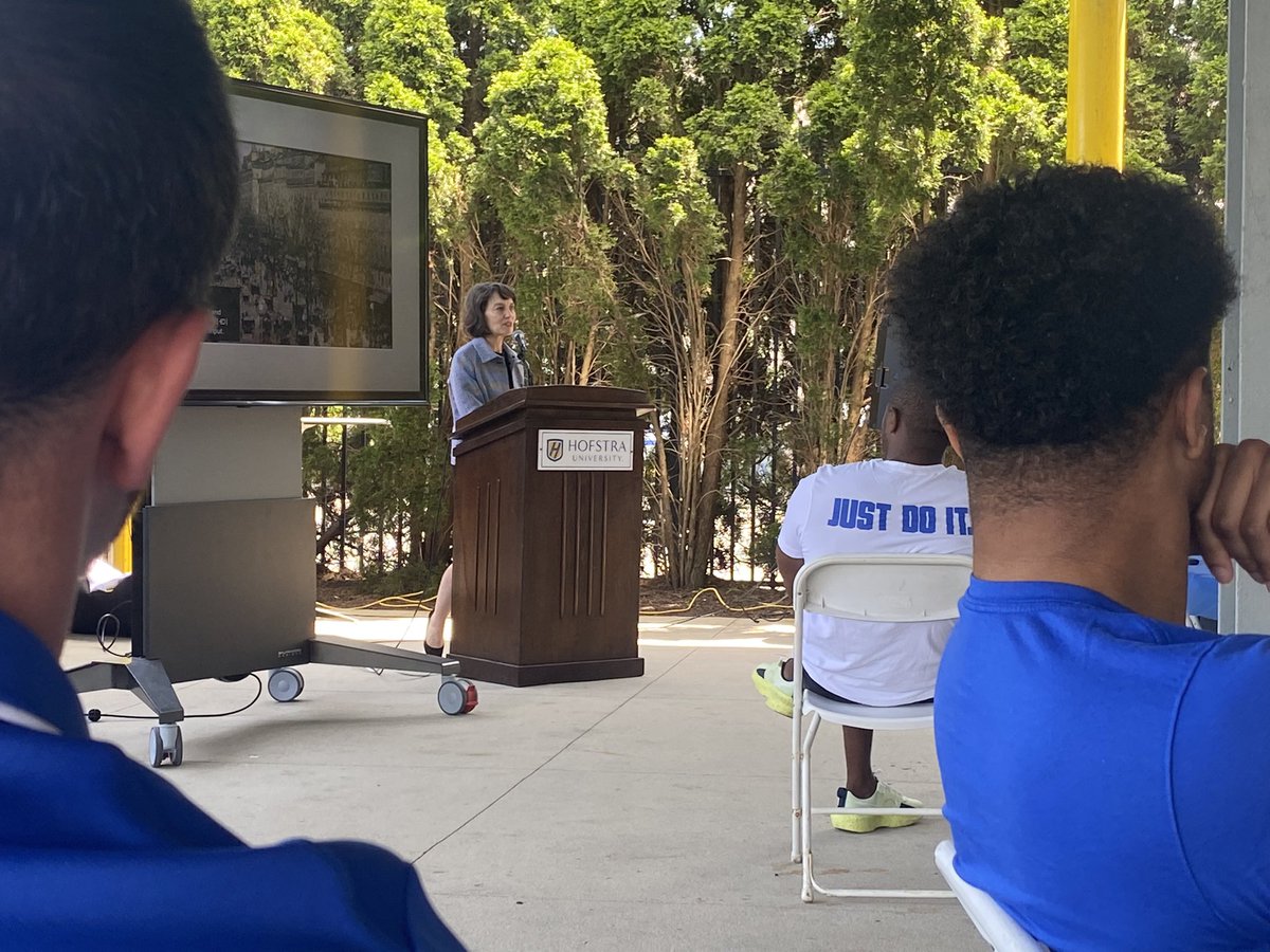 Thank you <a href="/SusanPoser/">Susan Poset</a> for the refresher on institutional control! #GoPride