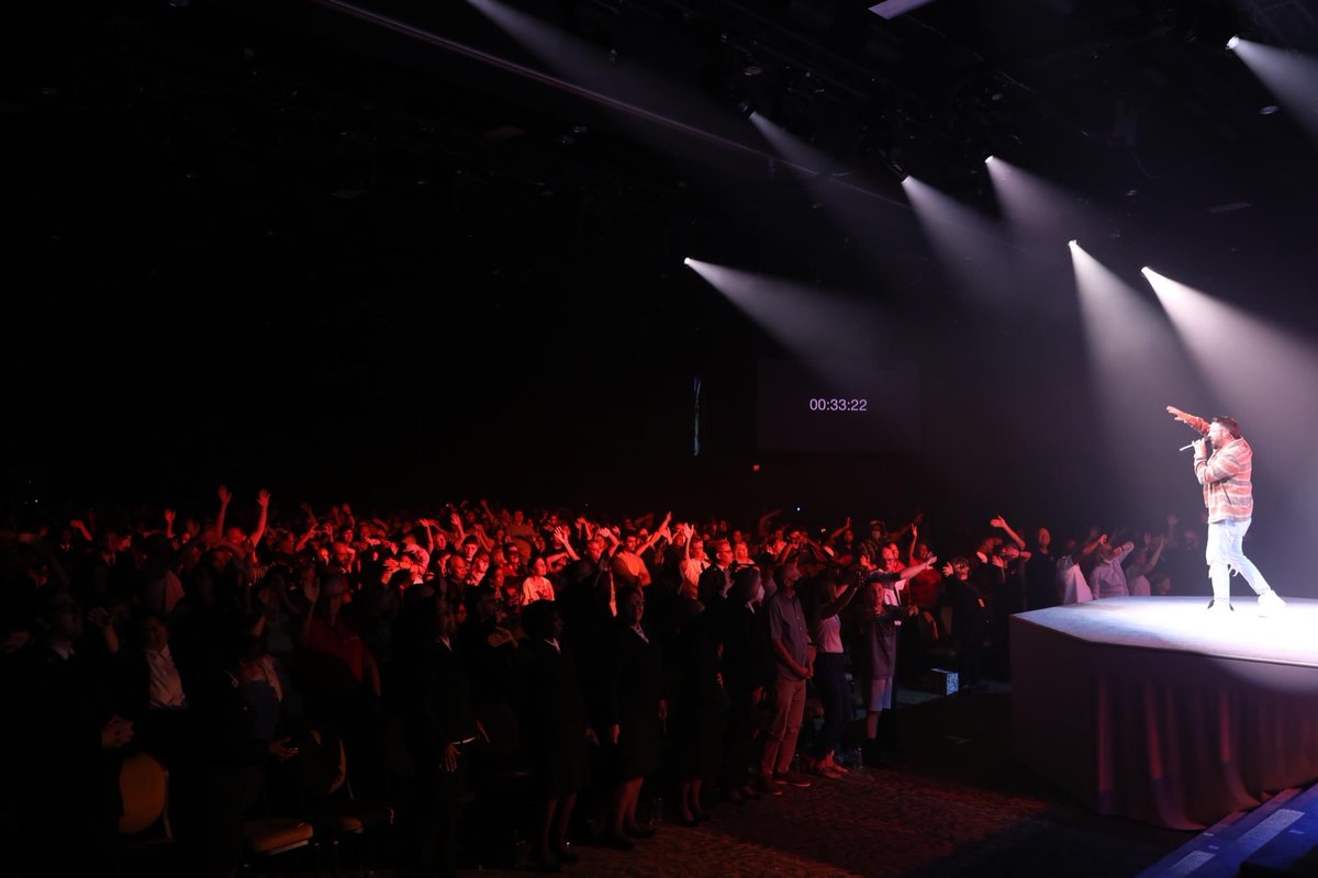 oob67's tweet photo. I am still feeling blessed!!! This past weekend was filled with Holy Spirit presence!#dannygokey helped kickstart our time together #usaeast #togetherinoneaccord https://t.co/lgiTUB3emA