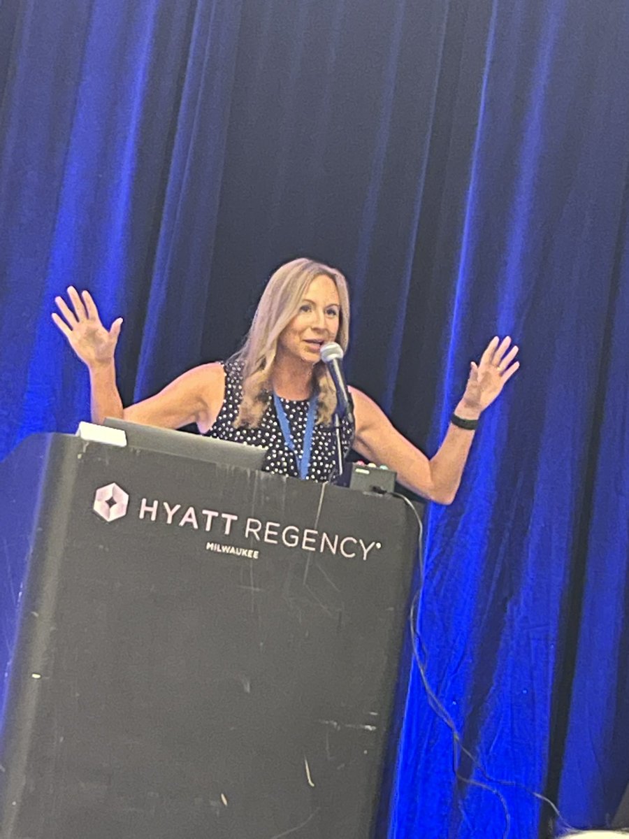 DanielleBreezy's tweet photo. I had the privilege of presenting at the @AMSBroadcastcon about our coverage of the March 2-3, 2020 tornado outbreak in Middle TN &amp; Southern KY. 🌪 @WKRN @ametsoc  #AMS49BC https://t.co/lUiDi1haeg