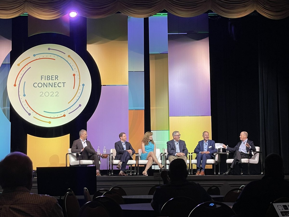 VPSKevinKloehn's tweet photo. Rockstar panel at #FiberConnect2022 including my friends @PaulBreakman @sbloomfield15 and @MATTatACA. Great @fiberbroadband event this week in Nashville!🙌🏻 https://t.co/naFke5Jhnz