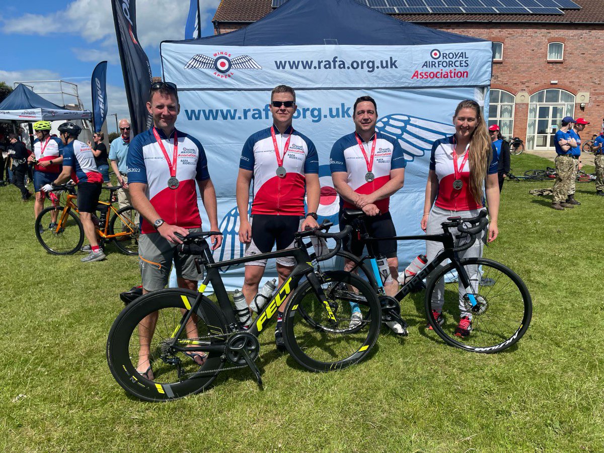 Congratulations to the @RAF_Marham cyclists who took part in the RAFA ride completing 50 or 100 miles, with Sqn Ldr Campbell completing 175 miles over 2 days. Special thanks to Marham Flyers for generously donating some of the proceeds from their Jubilee duathlon