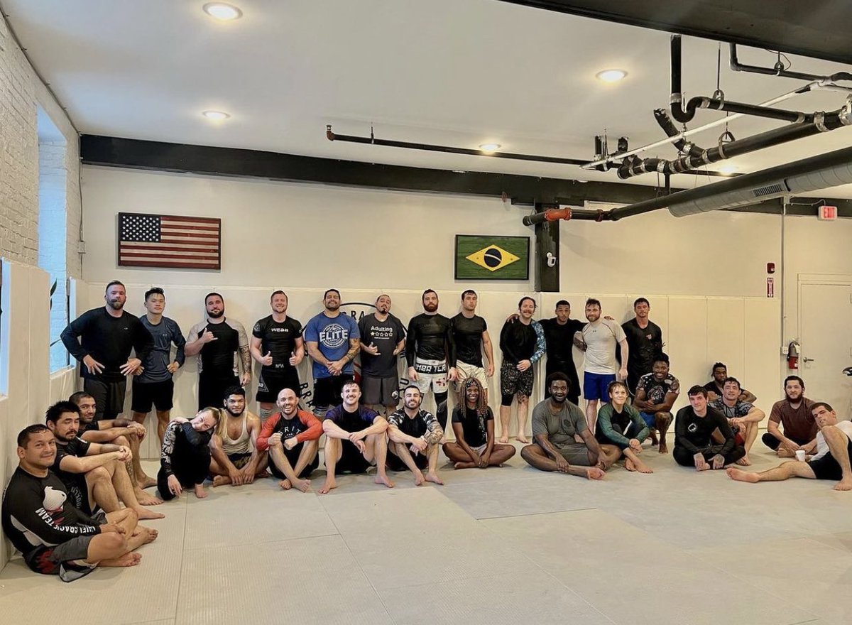 kmatz174's tweet photo. Mixed it up with Some solid technique & rolls last night at @DanielGracie @RGAPhillyBJJ best BJJ gym in The Philly area #TeamPhilly #BJJ #TeamGracie #TeamWebb #TeamPhilly https://t.co/QqSGrjS8EQ