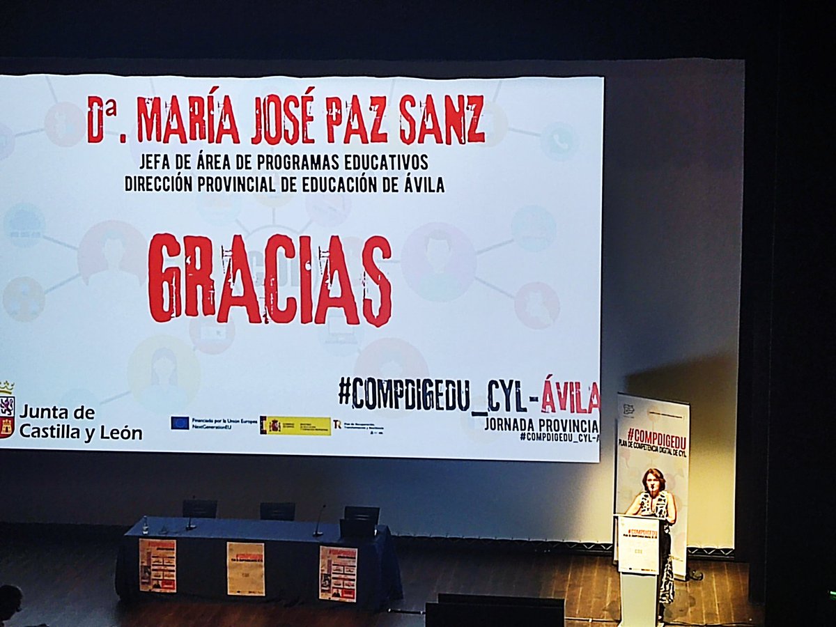 AvilaEducaJCYL's tweet photo. La Jefa del Área de Programas Educativos de @AvilaEducaJCYL cierra las Jornadas de #CompDigEdu_CyL_Avila felicitando a todos los centros por su gran trabajo e implicación https://t.co/tU0LHLyACN