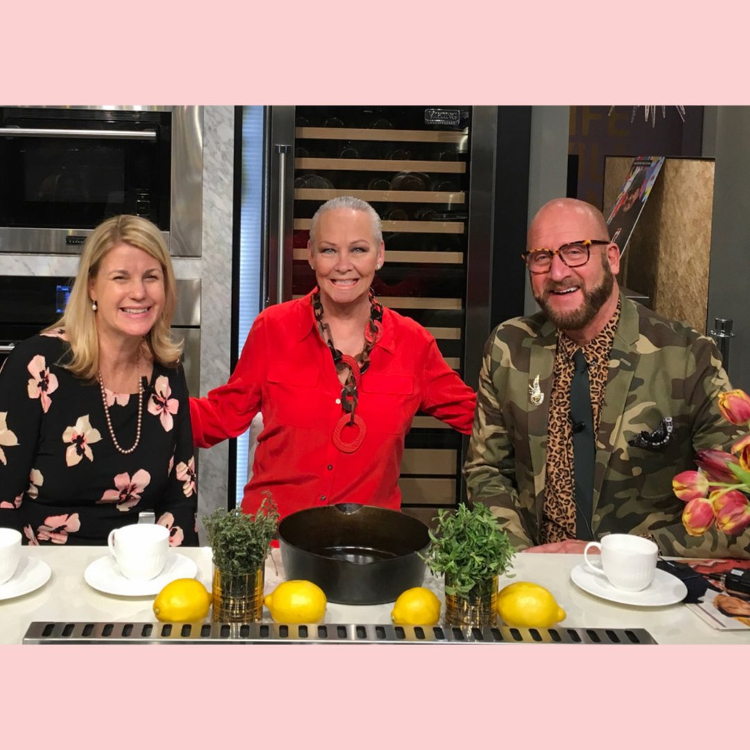 TheKITCHENchat's tweet image. @CandidCandace is one of Chicago’s most celebrated celebrities who loves charity. #jaimelaurita and I had a chance to sit down with Candace a while back on shining the spotlight on others, especially charities as a social columnist and media personality. #kitchenchat #podcast