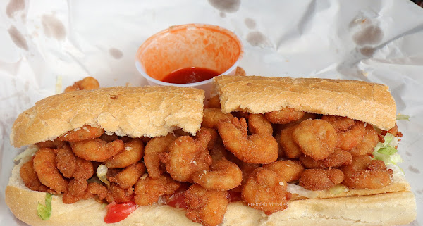ShortStopPoBoys's tweet photo. The ideal place to be this week is Short Stop Poboys.😄
.
.
.
#shortstoppoboys #catering #poboy #sandwiches #delicious #food https://t.co/4WXTc9fHhl
