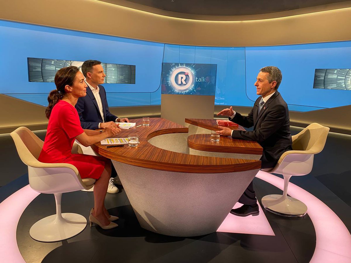 Bundespräsident <a href="/ignaziocassis/">Ignazio Cassis</a> ist heute Abend um 20.05 Uhr zu Gast im #SRFRundschau-Talk auf <a href="/SRF/">SRF</a> 1 📺 Themen: #Neutralität der Schweiz, Ukraine Recovery Conference #URC2022 in Lugano, die Beziehung 🇨🇭 - 🇪🇺 &amp; noch eine schöne Überraschung am Schluss der Sendung!