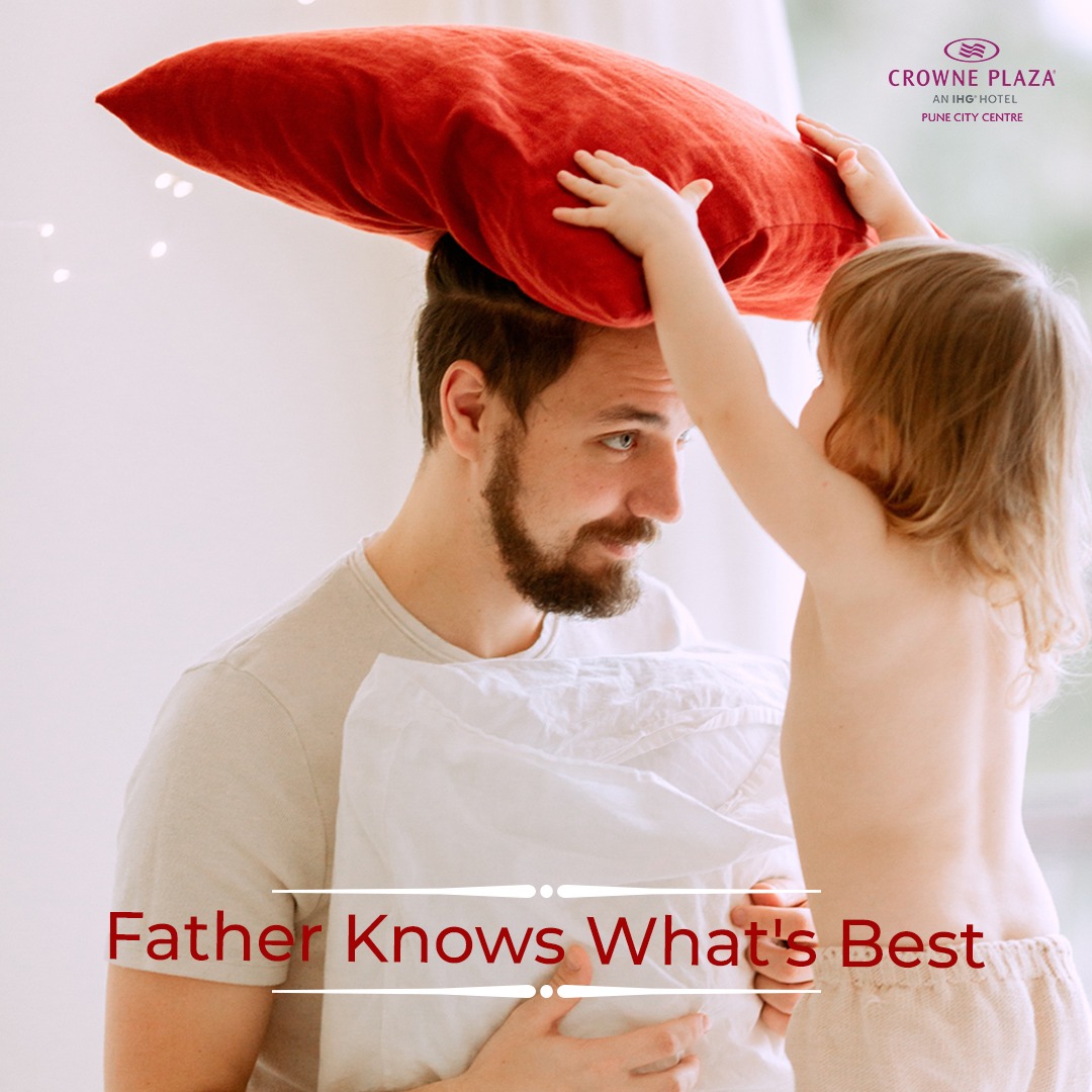 crowneplazapun's tweet photo. A dad is someone you look up to no matter how tall you grow.
.
.
#crowneplazapune #crowneplazapunecitycentre #happyfathersday #fathersday #fathersday2022 #fatherhood #fathersdaycelebration #love #father #family https://t.co/Rc4NzFl1YK